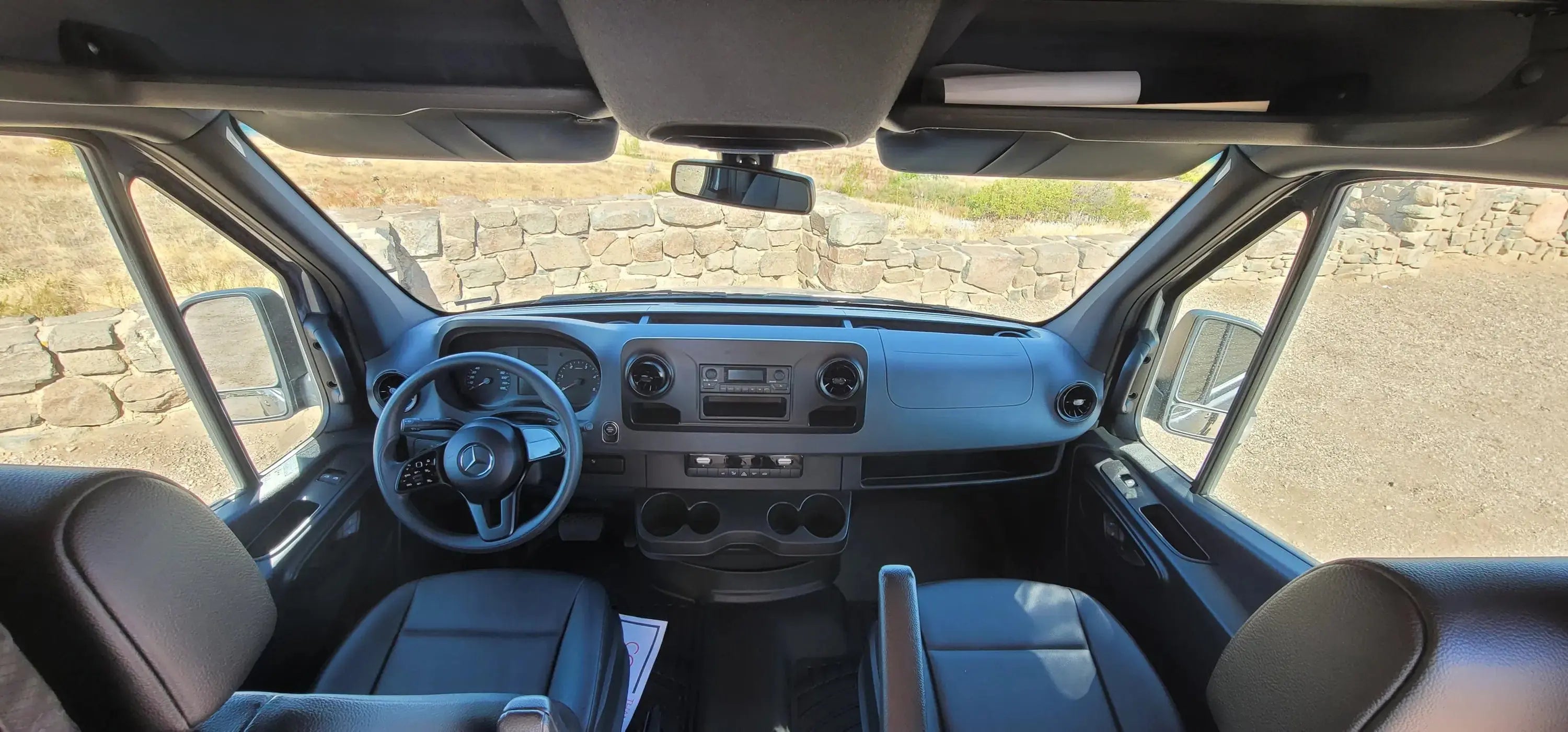 Legacy DUO 4x4 (2019) The Vansmith