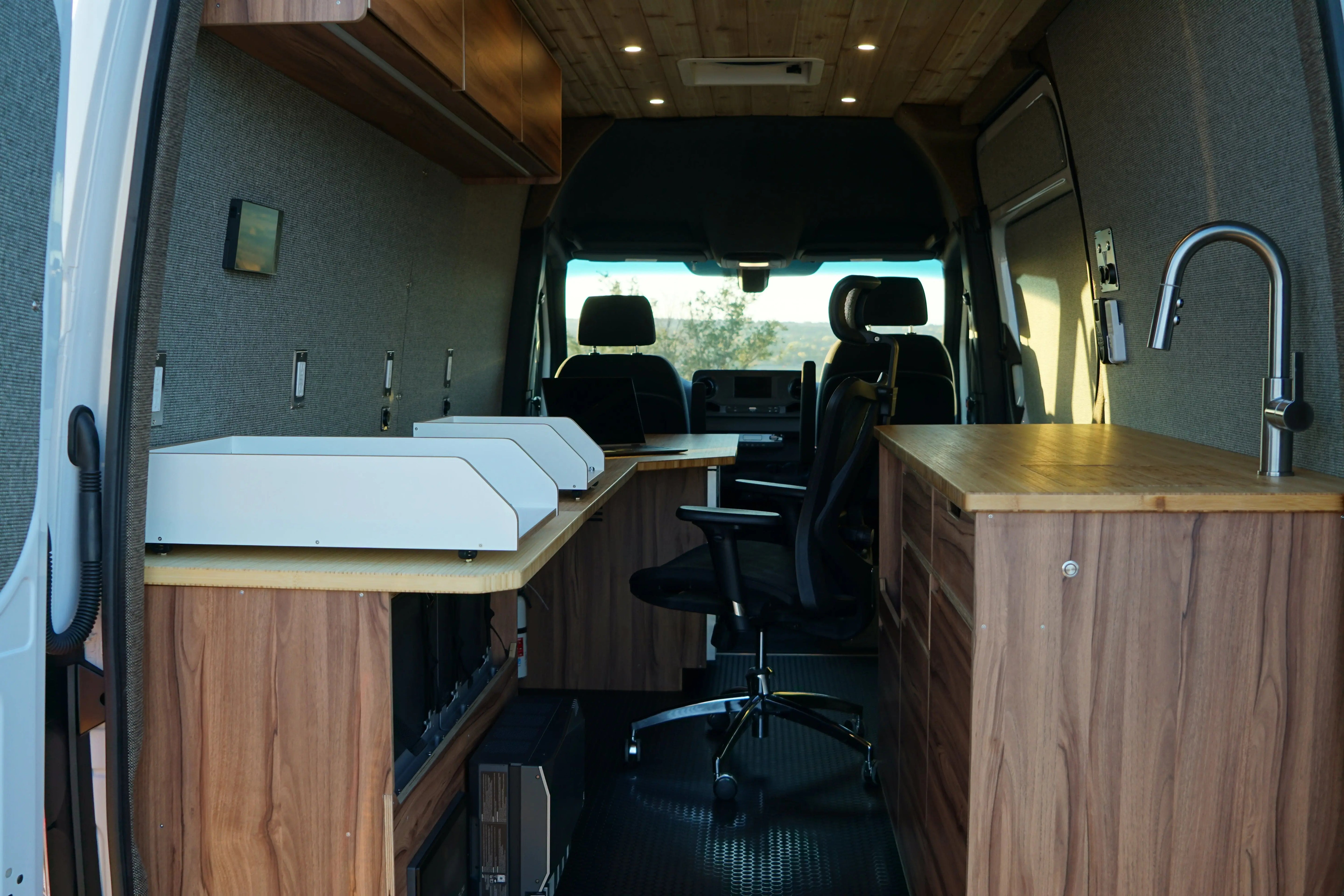 Grind - The Work Van The Vansmith