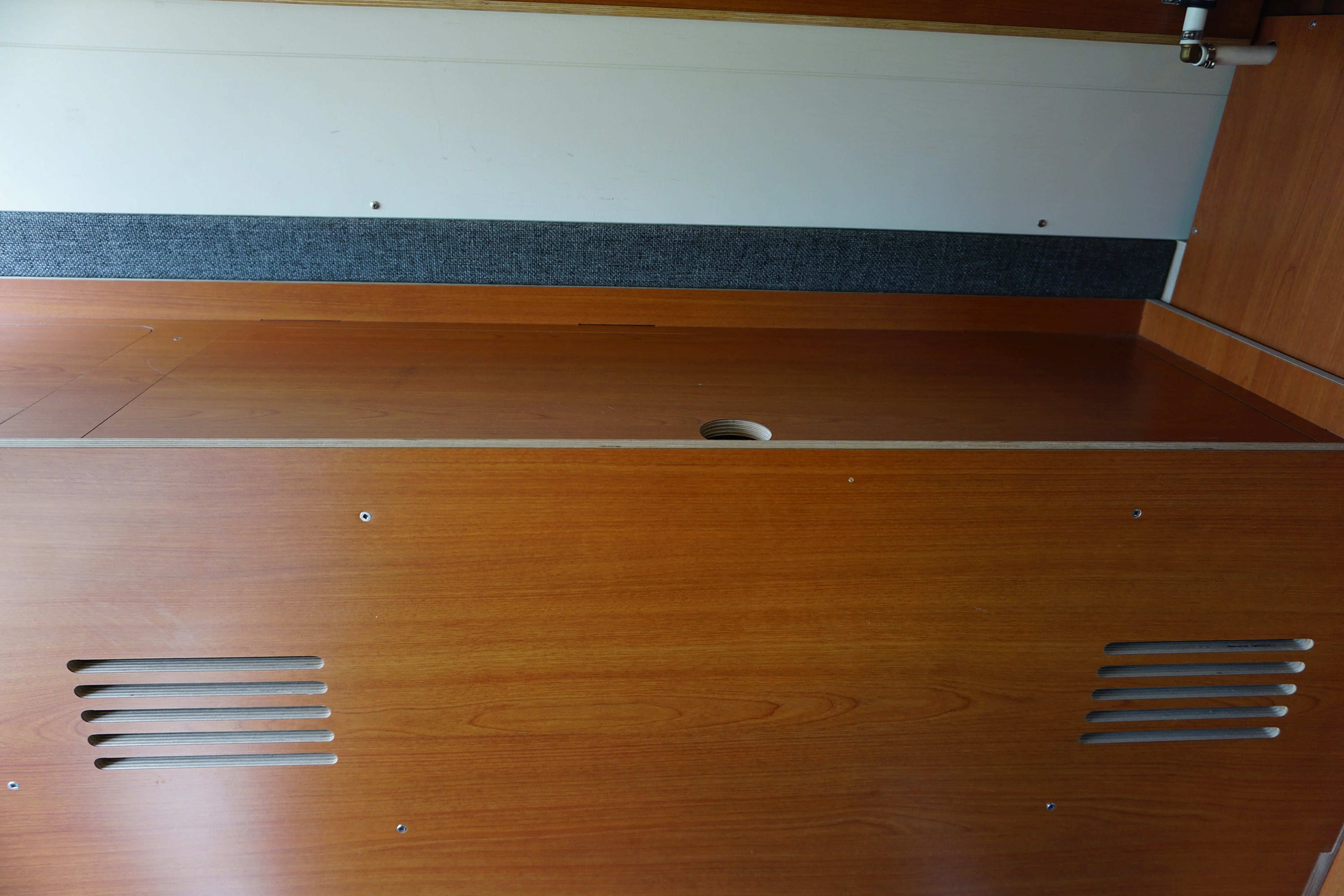 Pre-Loved Rack and Roll Build by The Vansmith The Vansmith