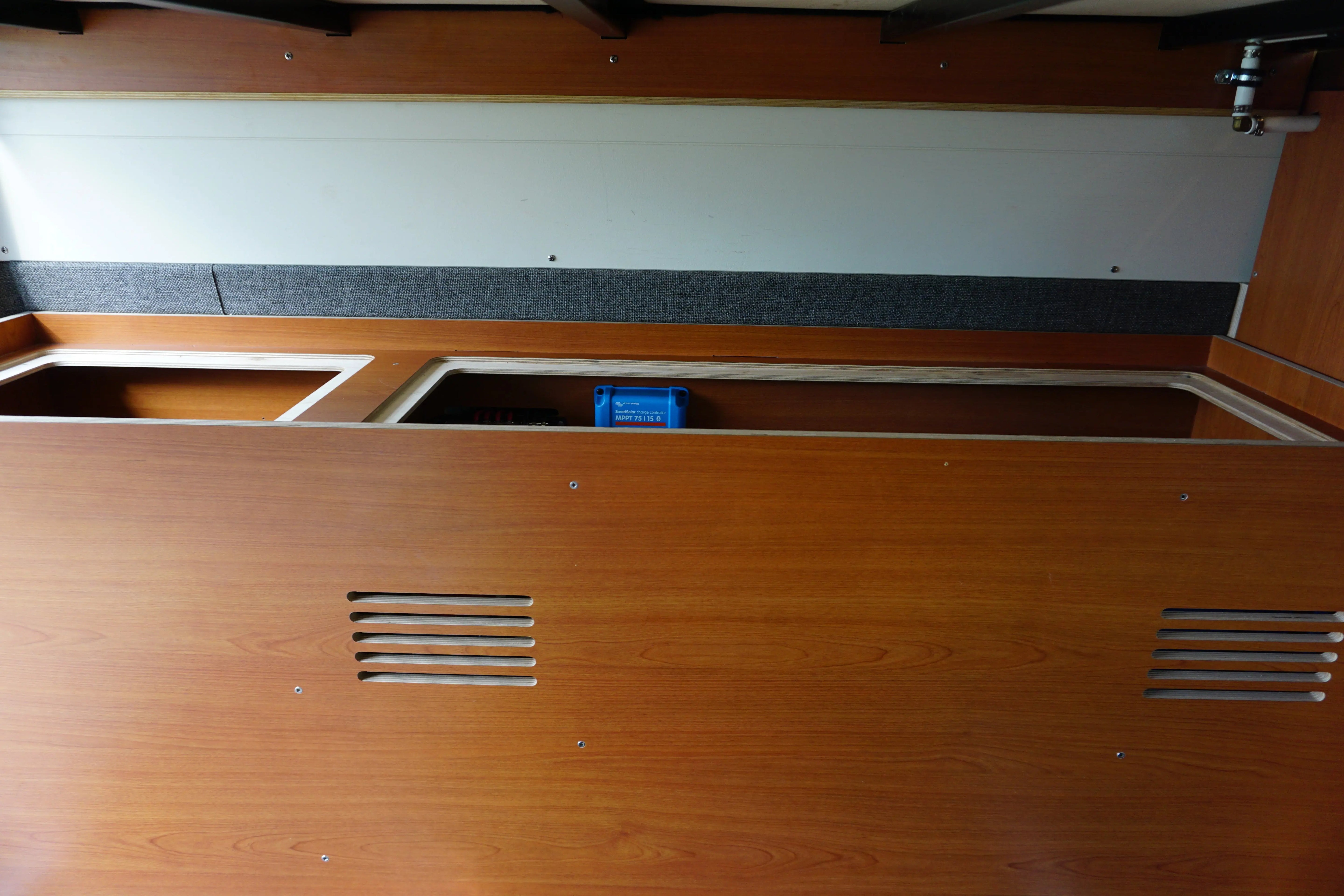 Pre-Loved Rack and Roll Build by The Vansmith The Vansmith