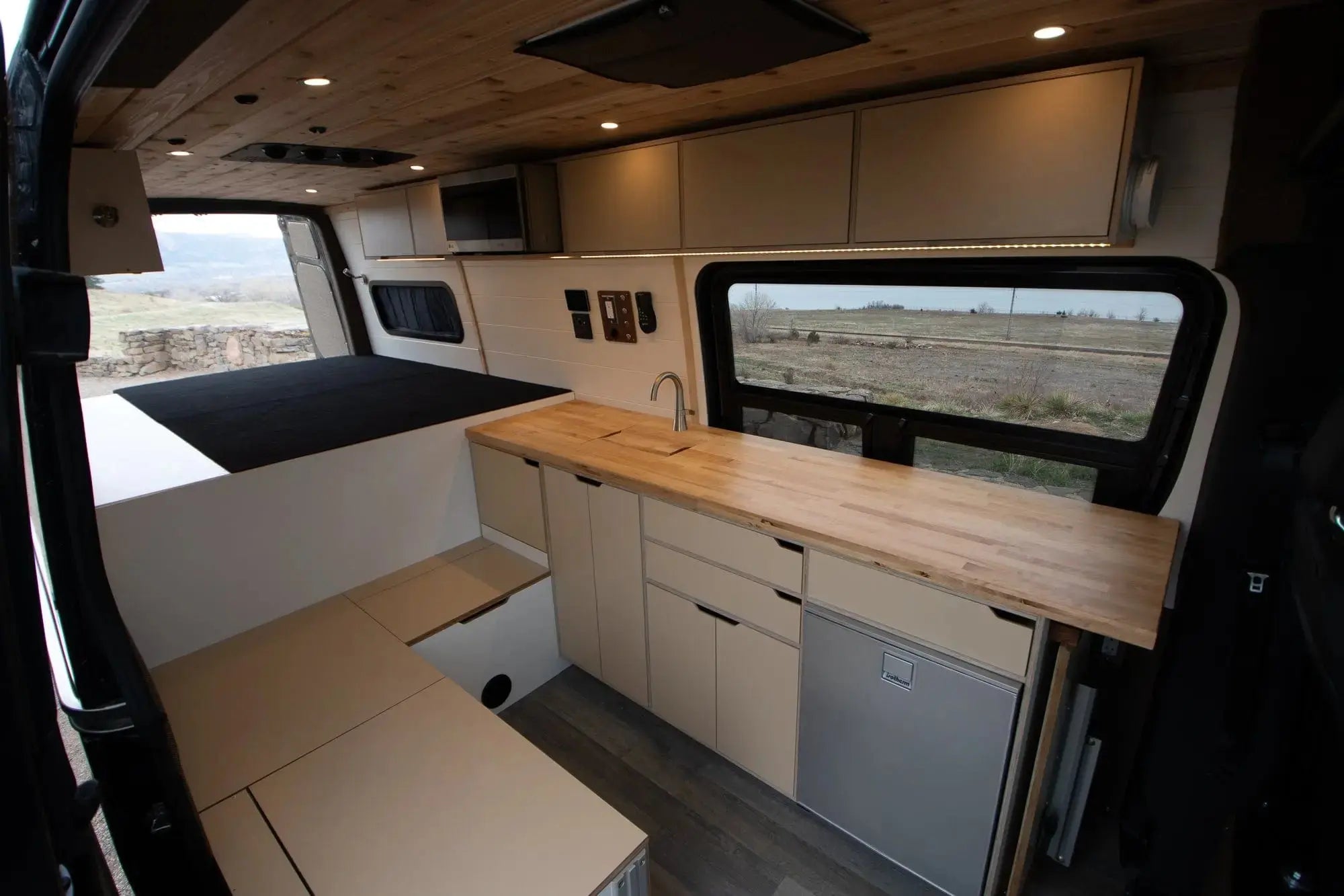 LEGACY DUO XL PLUS The Vansmith