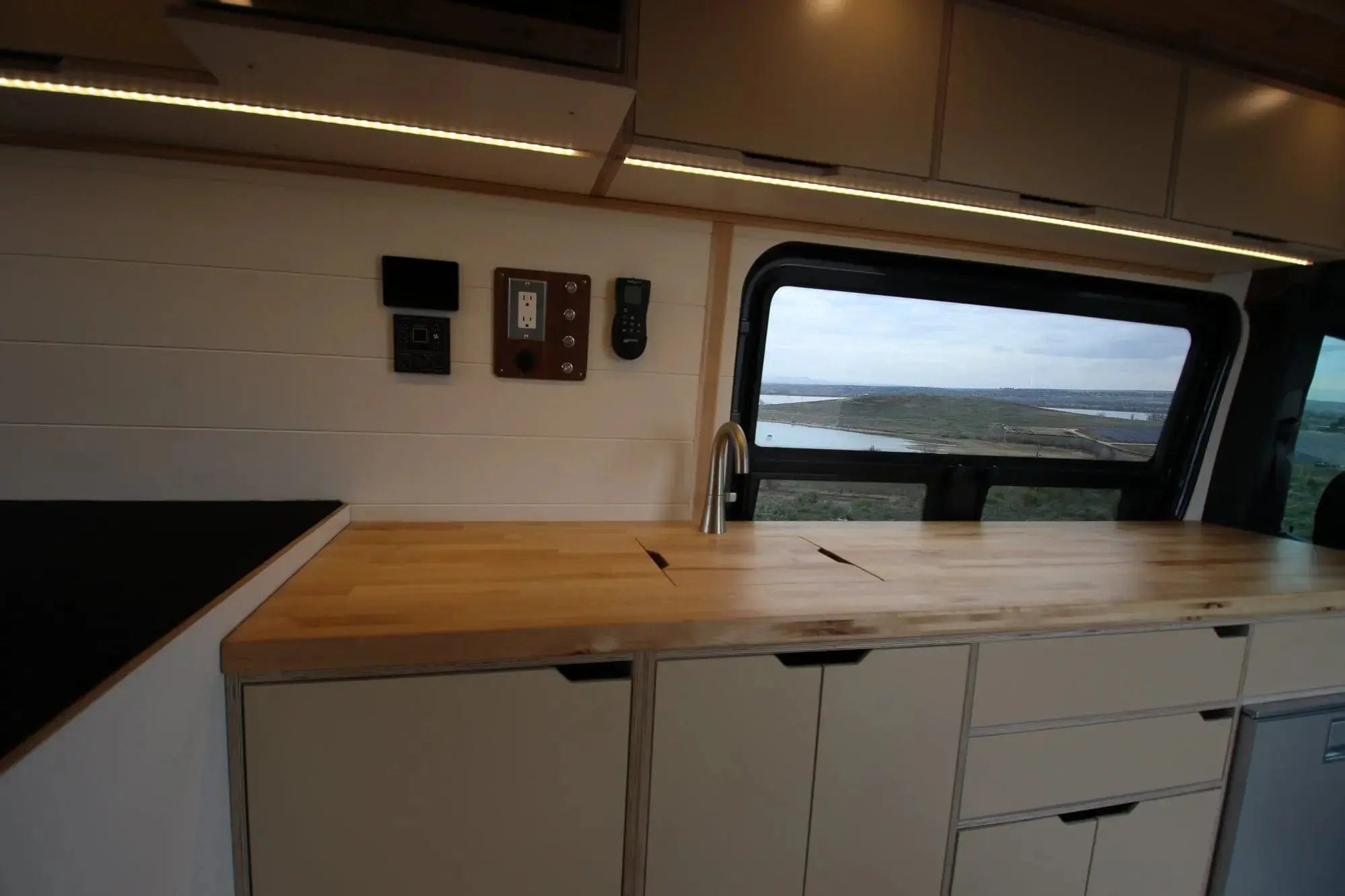 LEGACY DUO XL PLUS The Vansmith