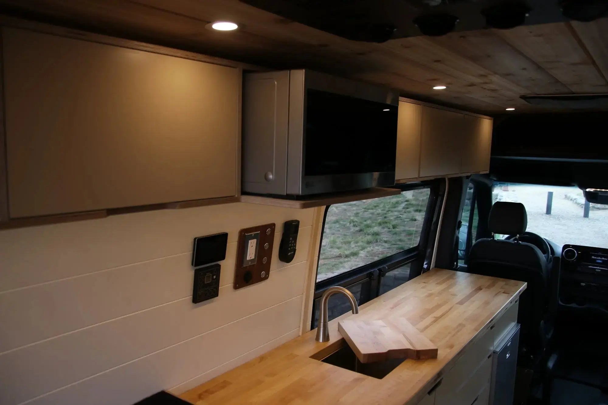 LEGACY DUO XL PLUS The Vansmith