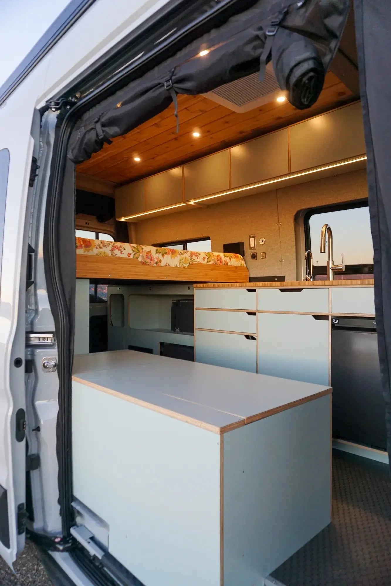 What are the best vans for living full-time on the road? The Vansmith