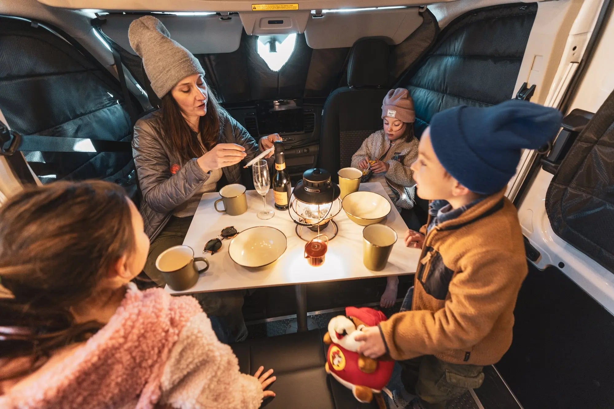 FAMILY XL PLUS (Transit AWD) The Vansmith