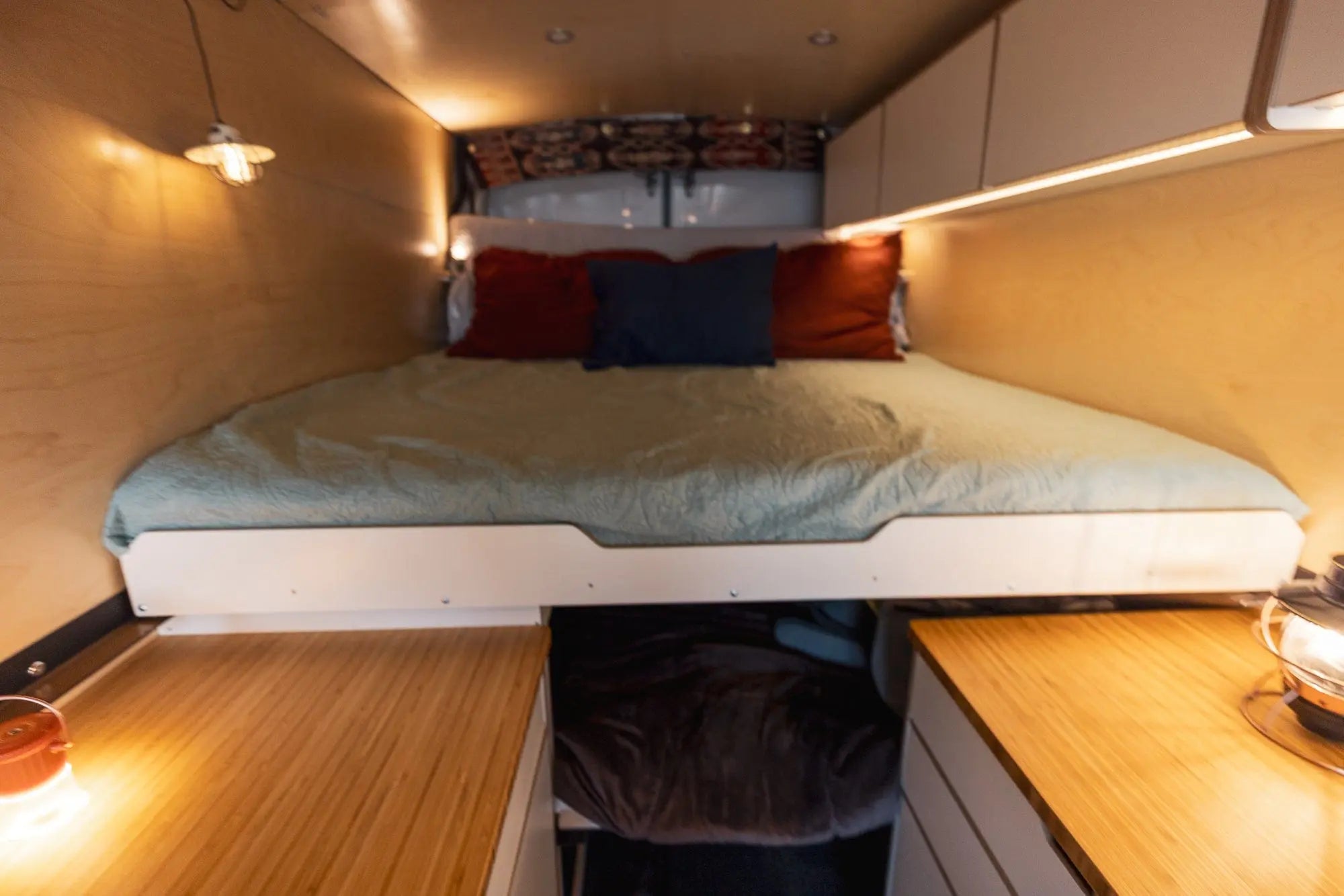 FAMILY XL PLUS (Transit AWD) The Vansmith