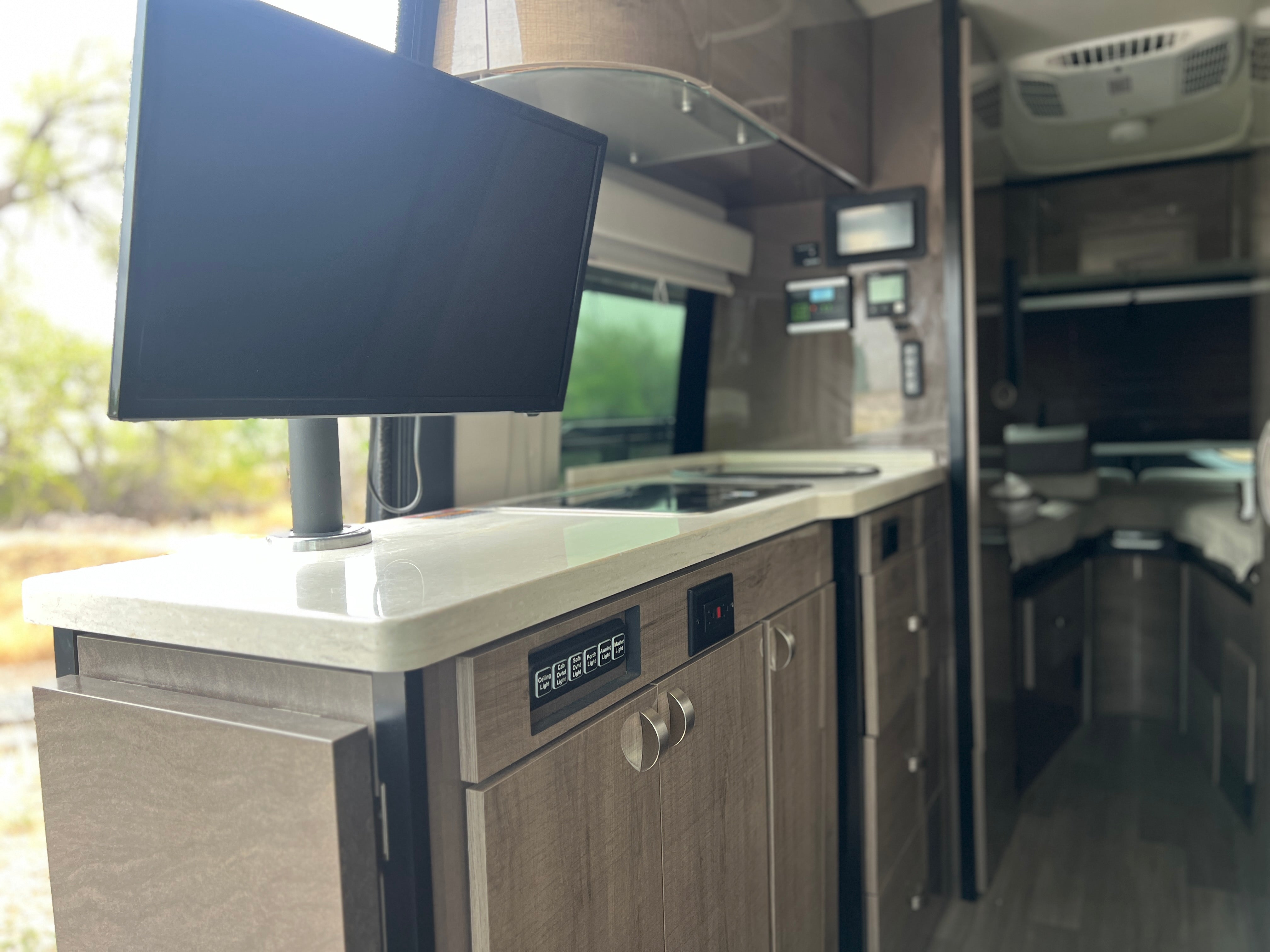 2022 Winnebago Era 170A XL (28,000 Miles)