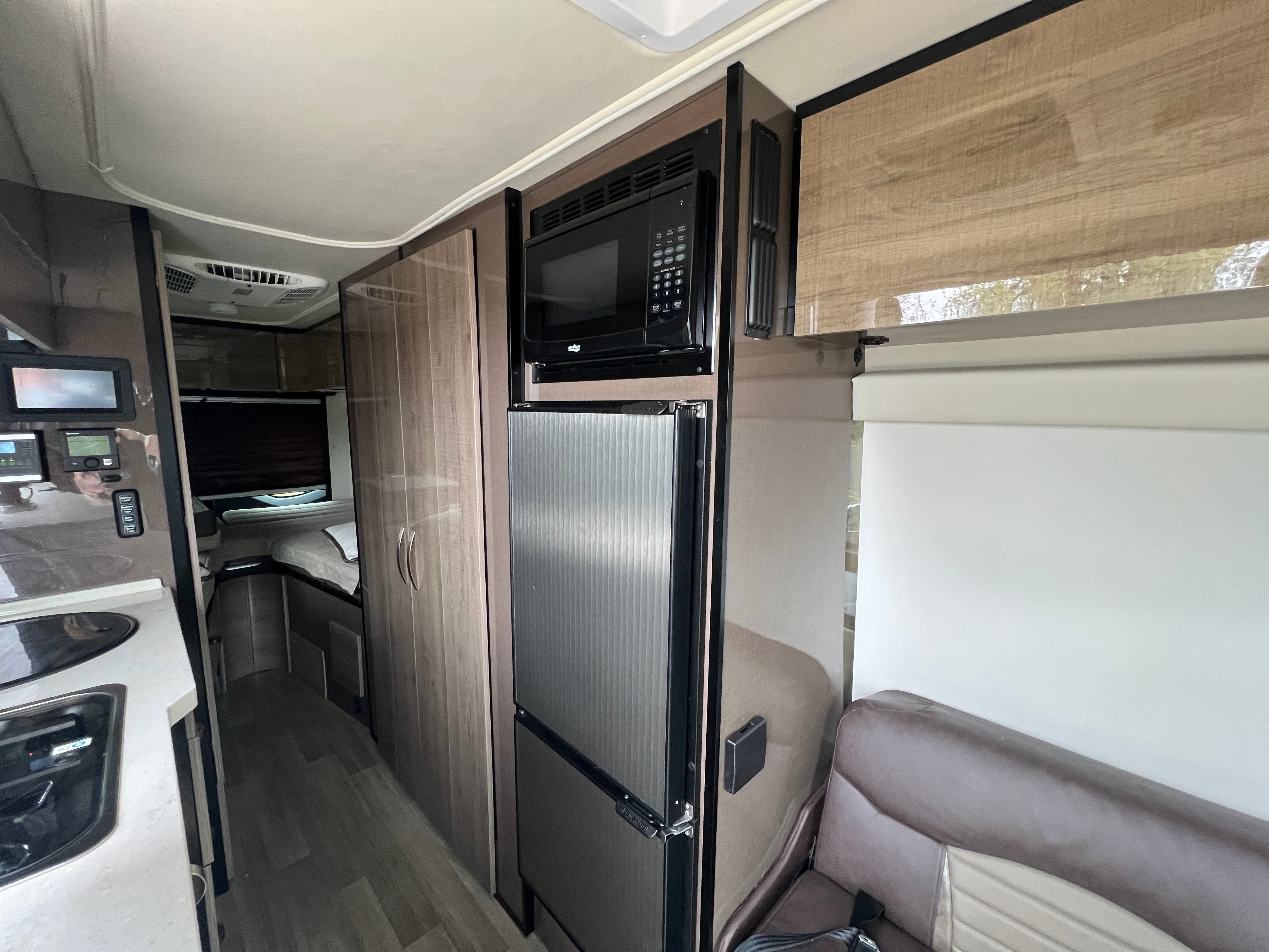 2022 Winnebago Era 170A XL (28,000 Miles)