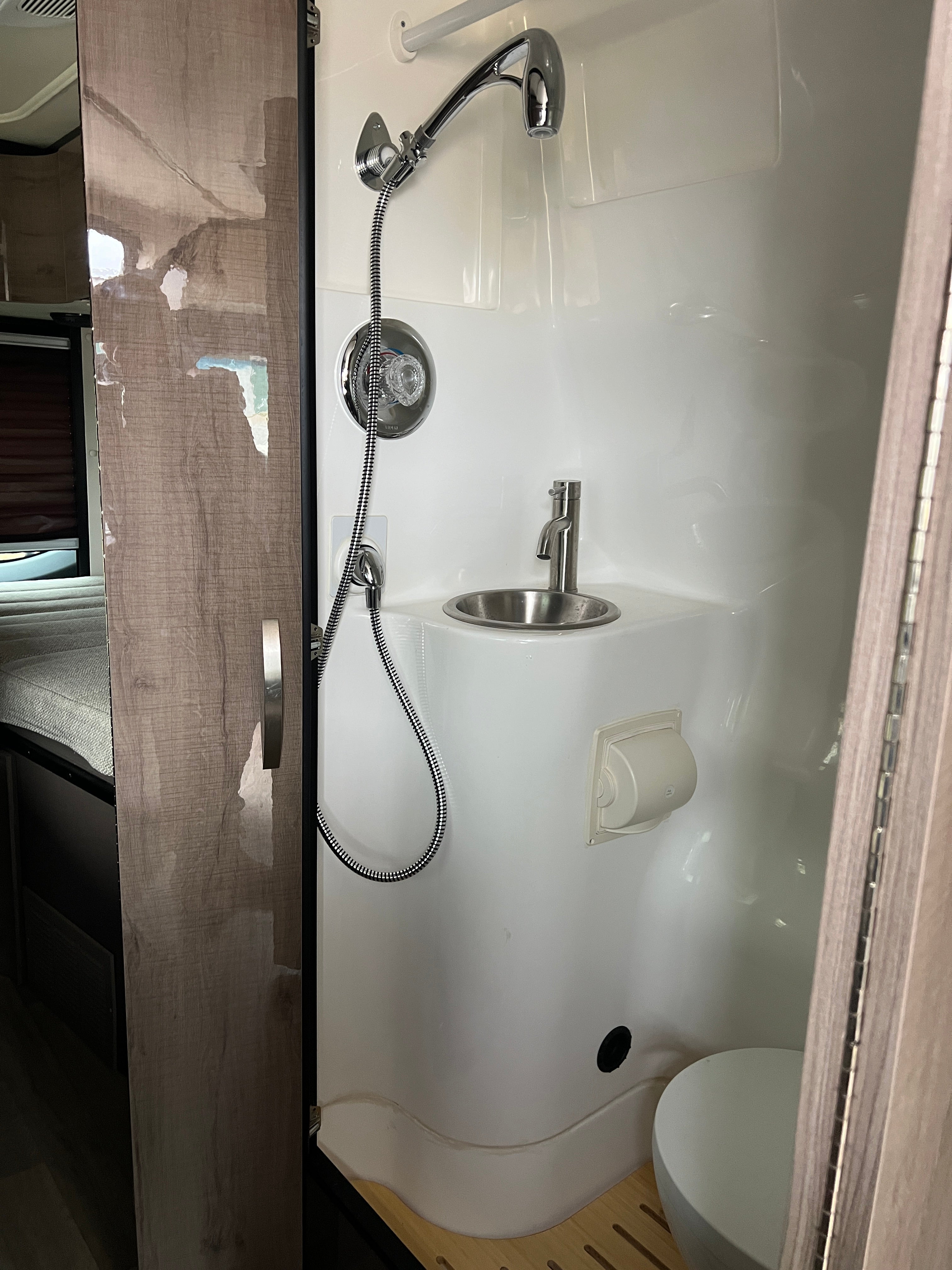2022 Winnebago Era 170A XL (28,000 Miles)