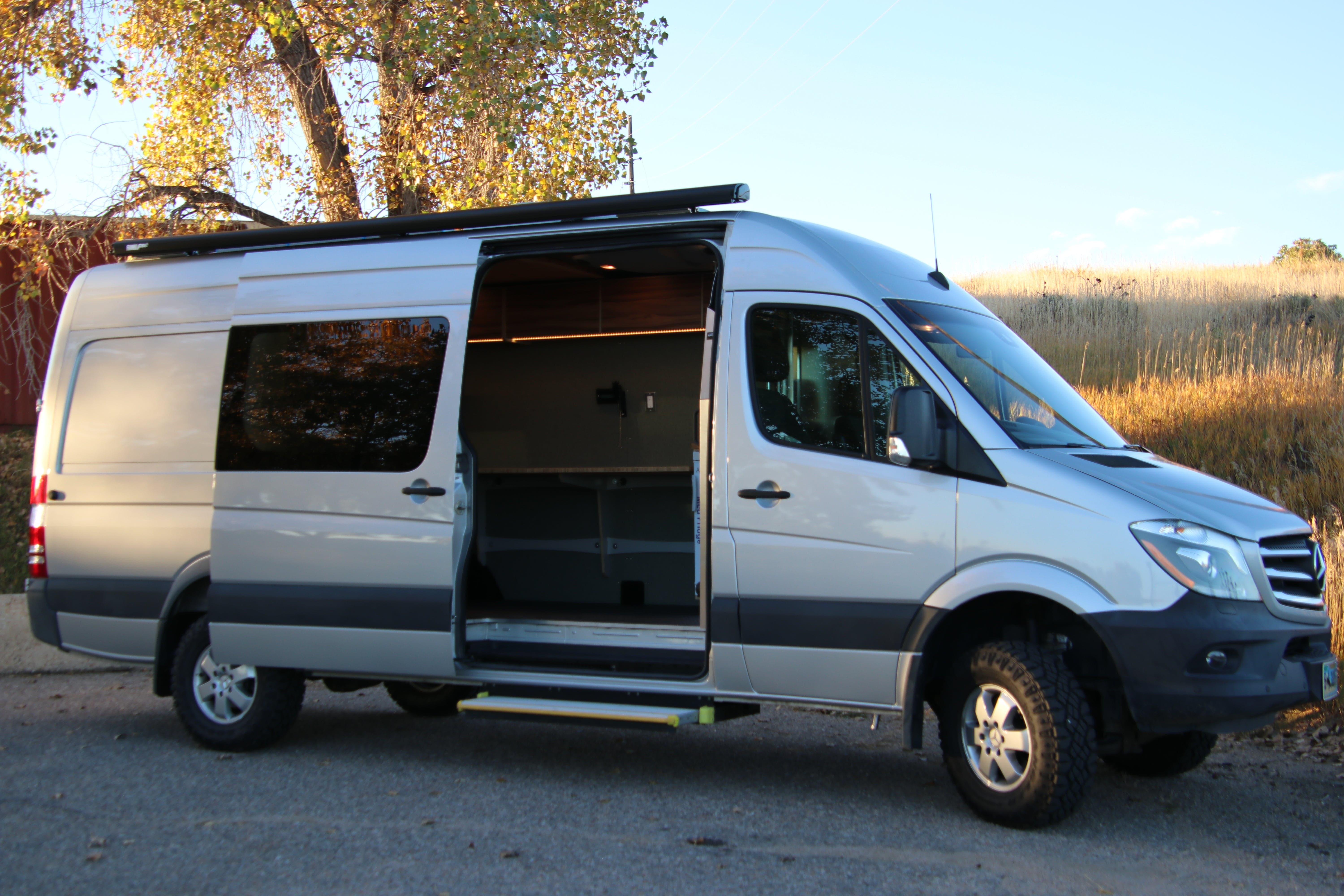 Hustle - The XL Work Van