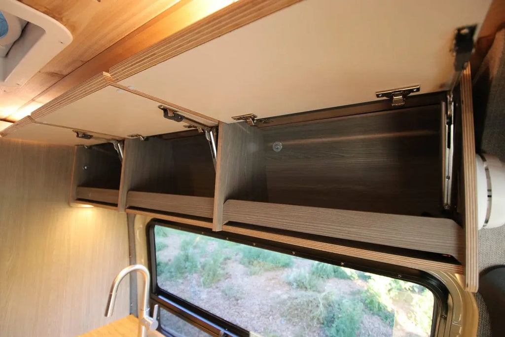 FAMILY XLS van Interior.