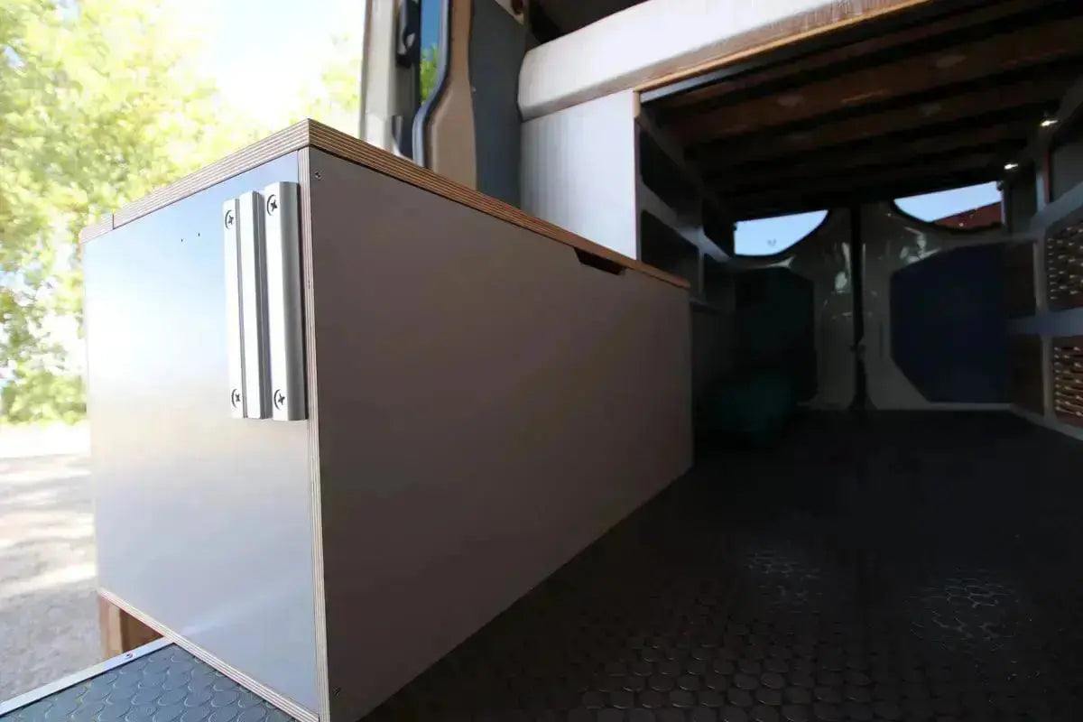 DUO The Vansmith interior.