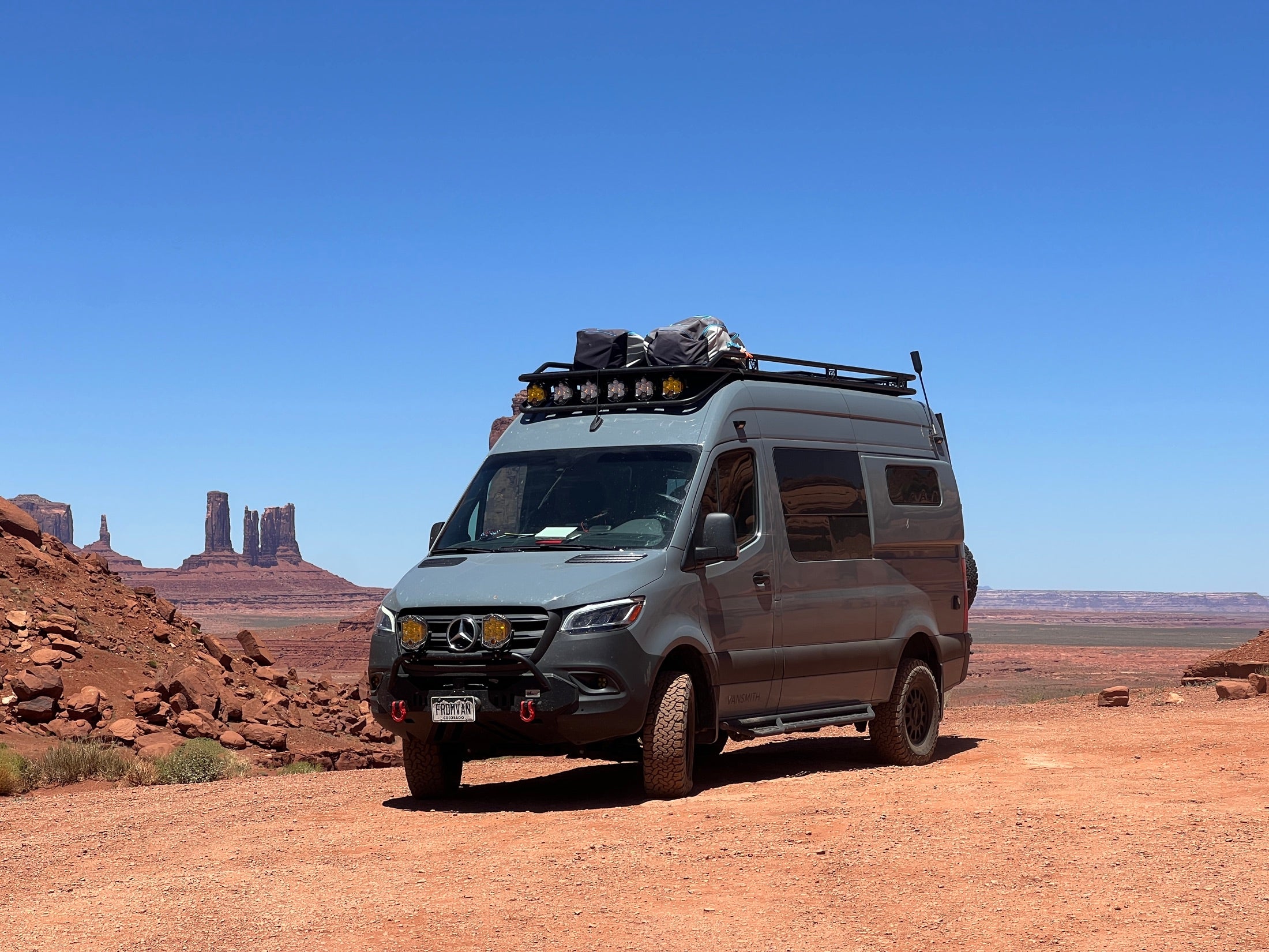 2022 Sprinter 2500 4x4 front 3/4, Monument Valley