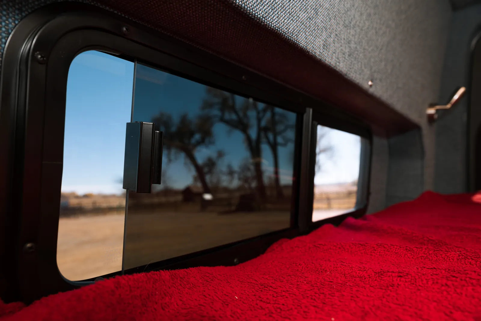 Four Seater 144 custom van conversion - image 19